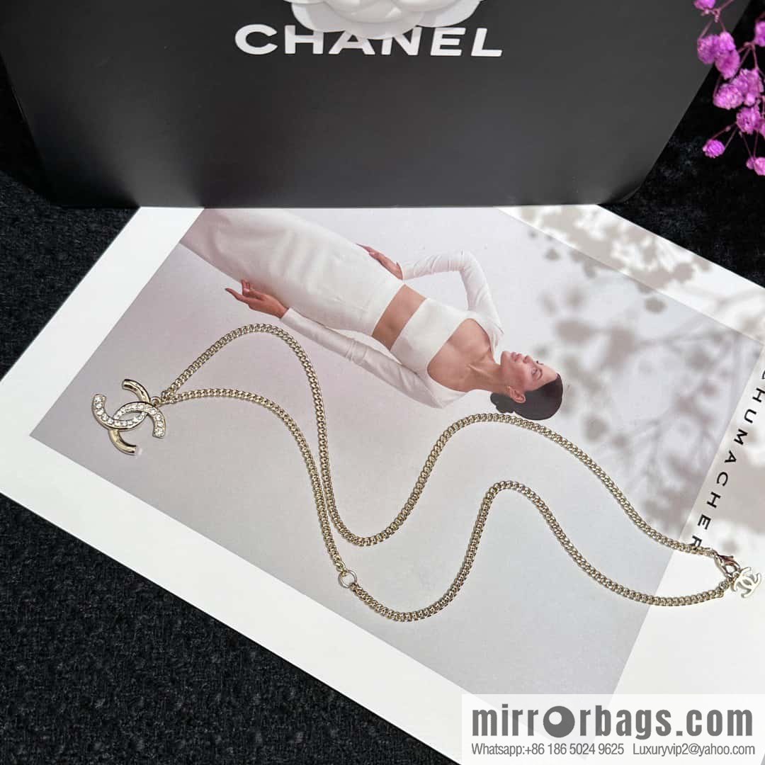 ❗️New ❗️ Chanel necklace ☀️ new ☑️ Chanel half diamond double c necklace ☀️