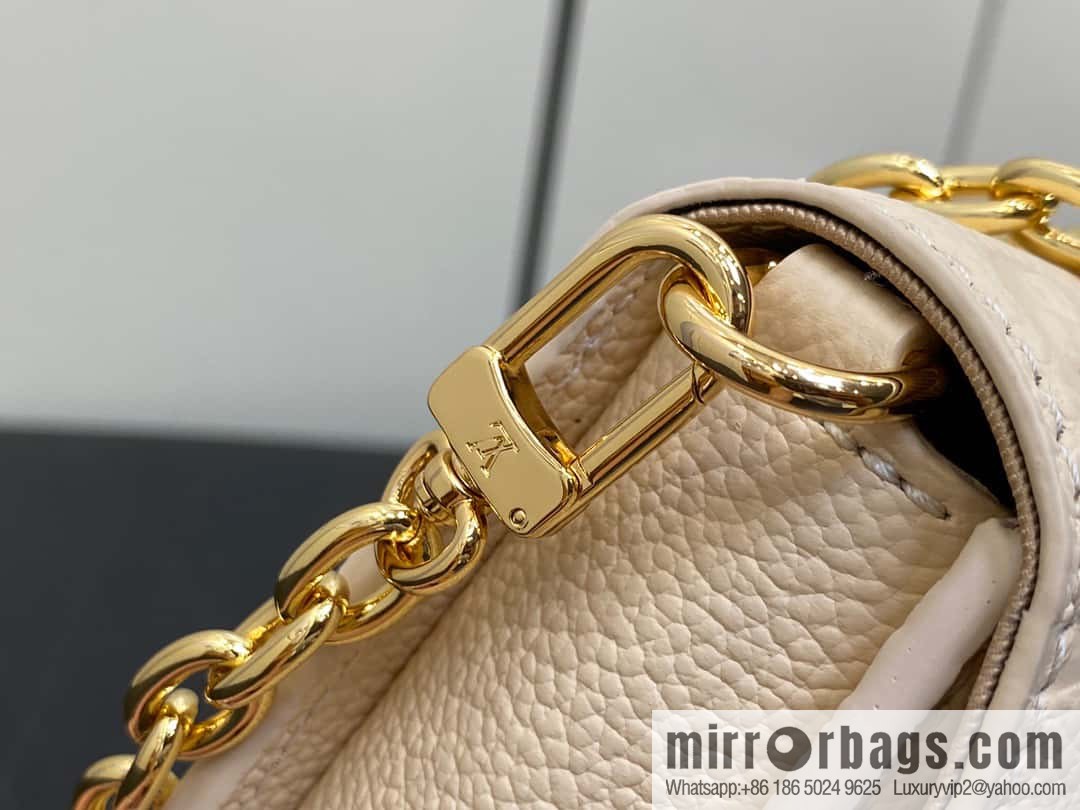 [Original order boutique] M82636 white full leather embossed chain bag series Wallet On Chain Metis chain strap handbag M82836 82637