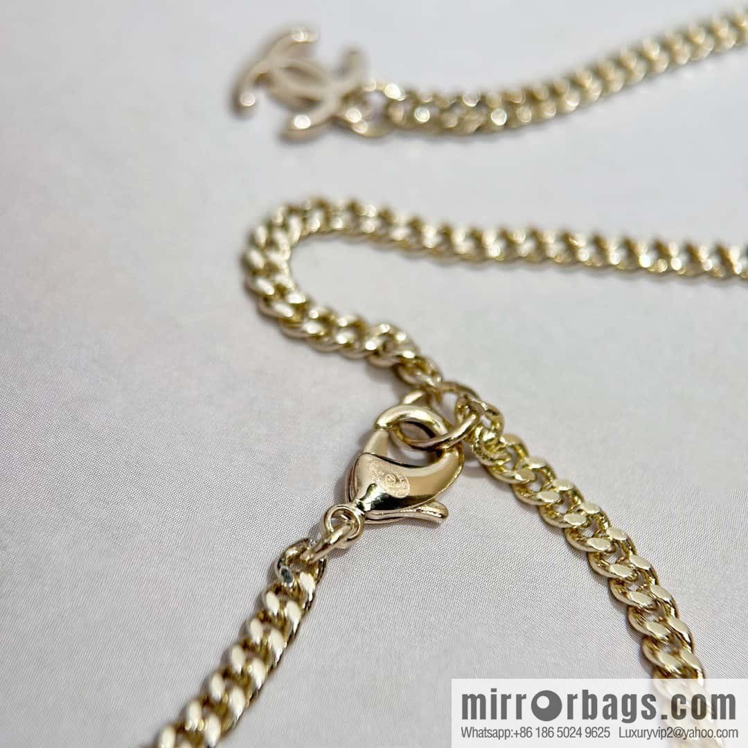 ❗️New ❗️ Chanel necklace ☀️ new ☑️ Chanel half diamond double c necklace ☀️