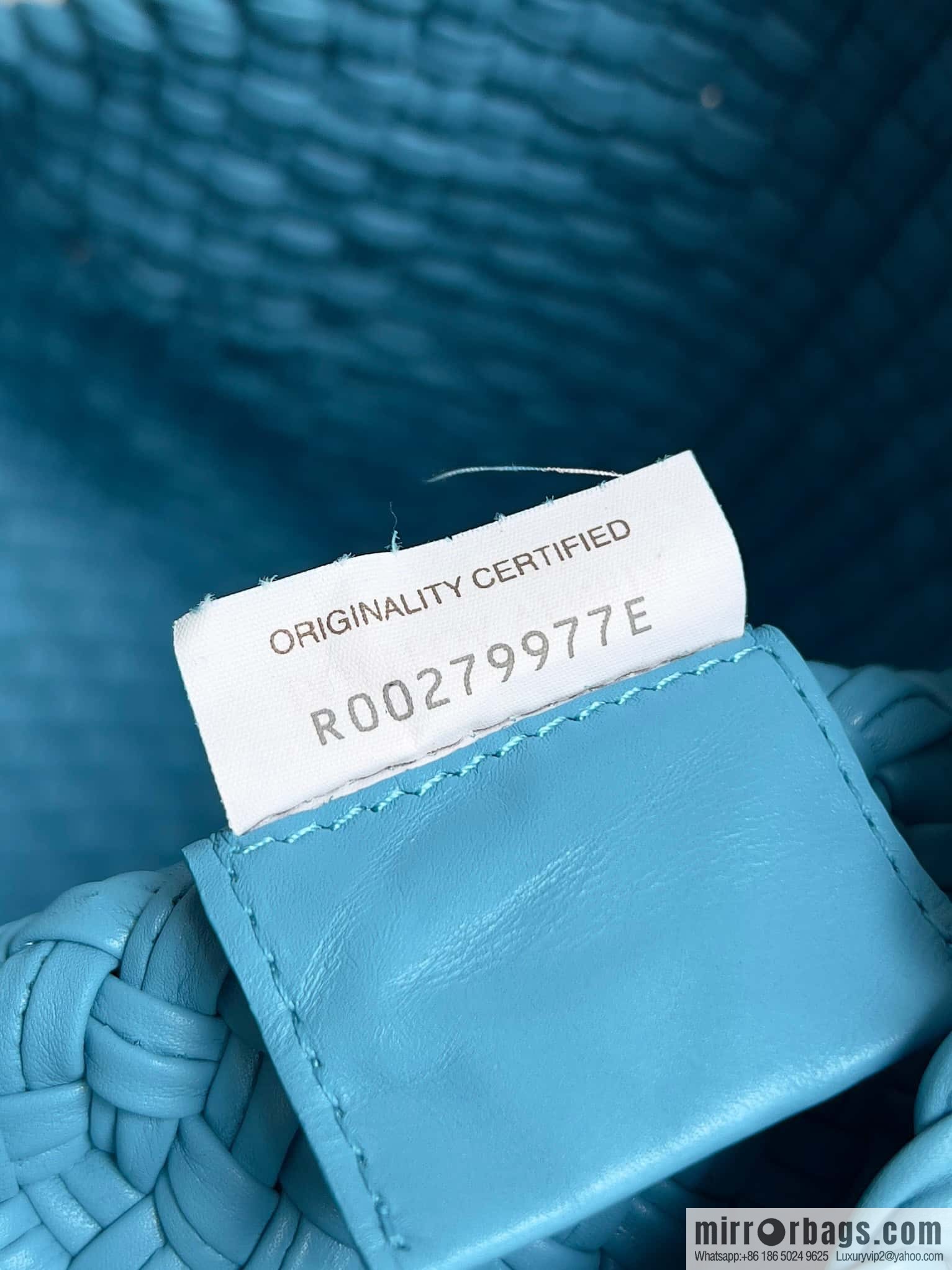 #Bv 2023 Winter Collection/Top Tosca Handbag Model Number: 716974 Pool Blue
