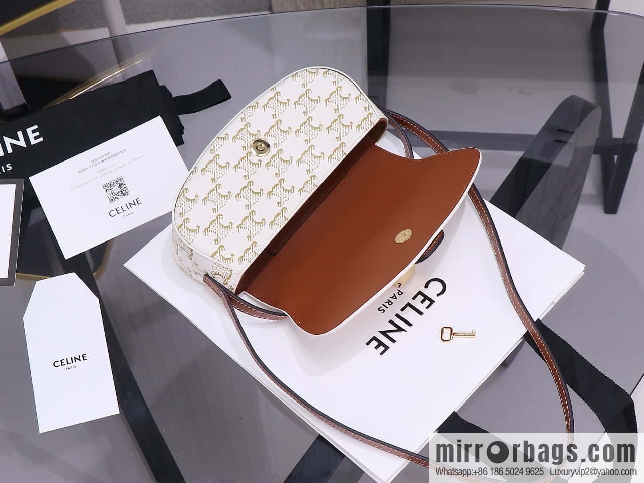 [Premium quality, all-steel hardware 】 𝗖𝗘𝗟𝗜𝗡𝗘 | 𝗧𝗔𝗕𝗢𝗨 𝗖𝗟𝗨𝗧𝗖𝗛 𝗕𝗮𝗴 padlock bag, model: 101593