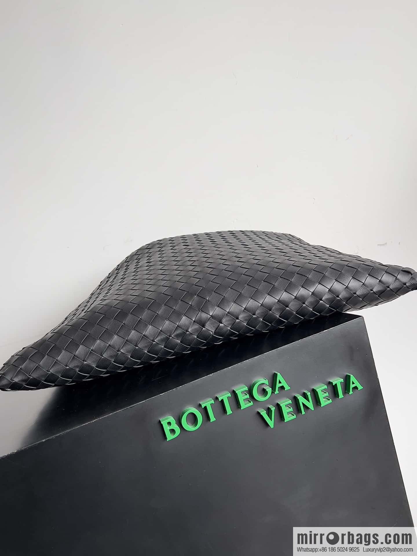 #Bv new large HOP bag, model number: 763970 black