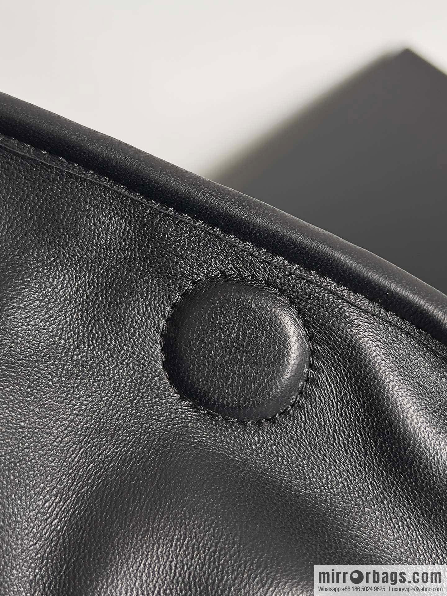 #Bv new large HOP bag, model number: 763970 black