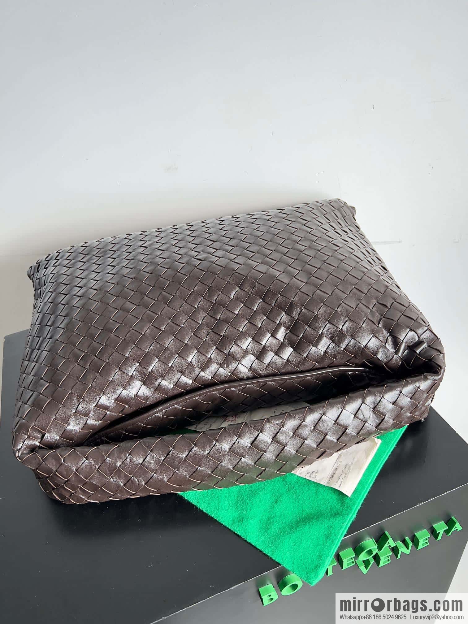 #Bv new large HOP bag, model number: 763970 chocolate color