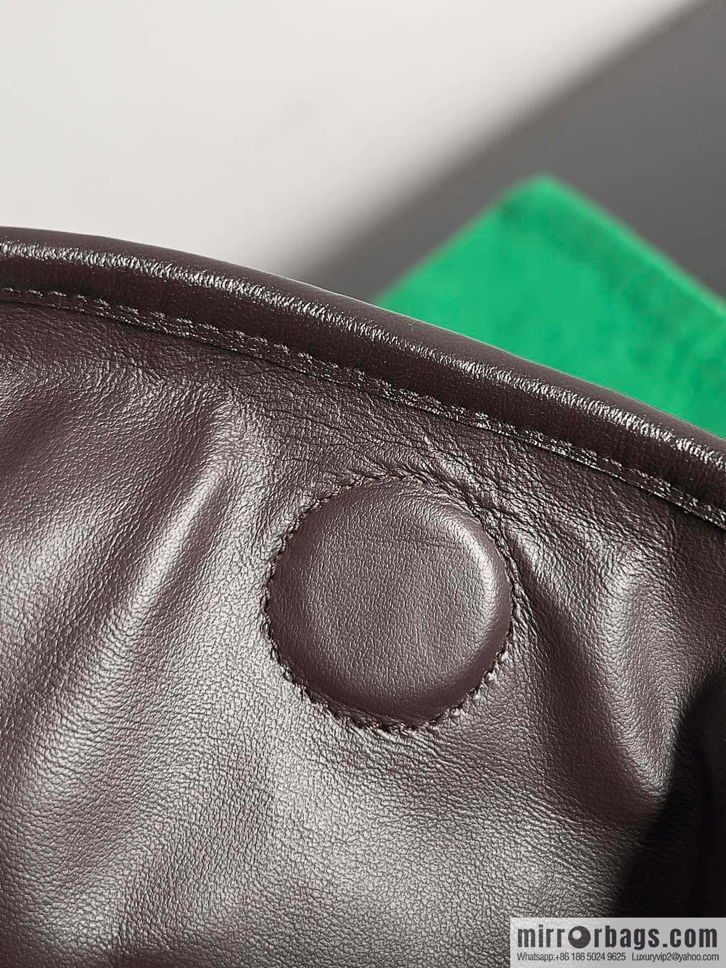 #Bv new large HOP bag, model number: 763970 chocolate color