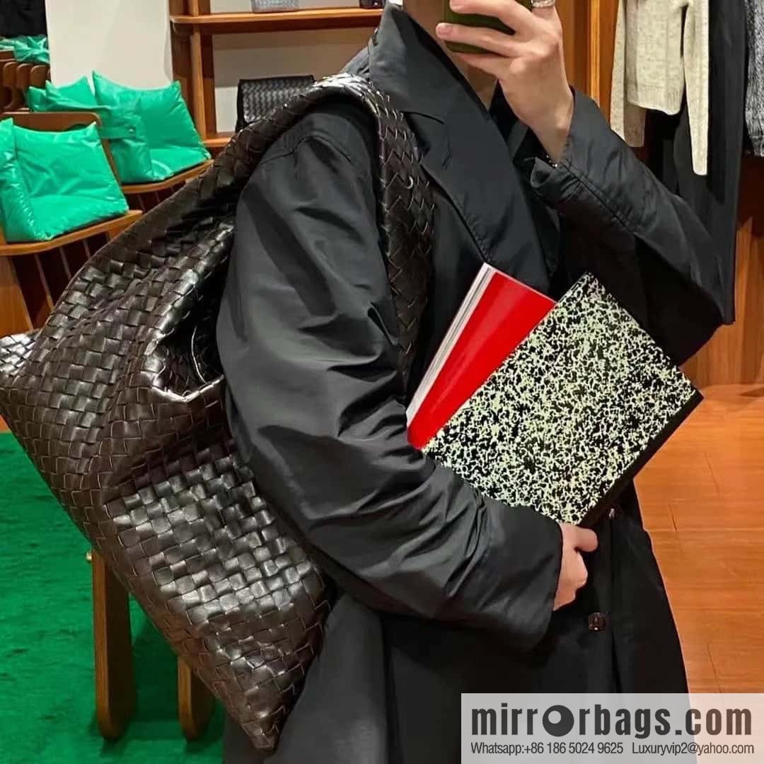 #Bv new large HOP bag, model number: 763970 chocolate color