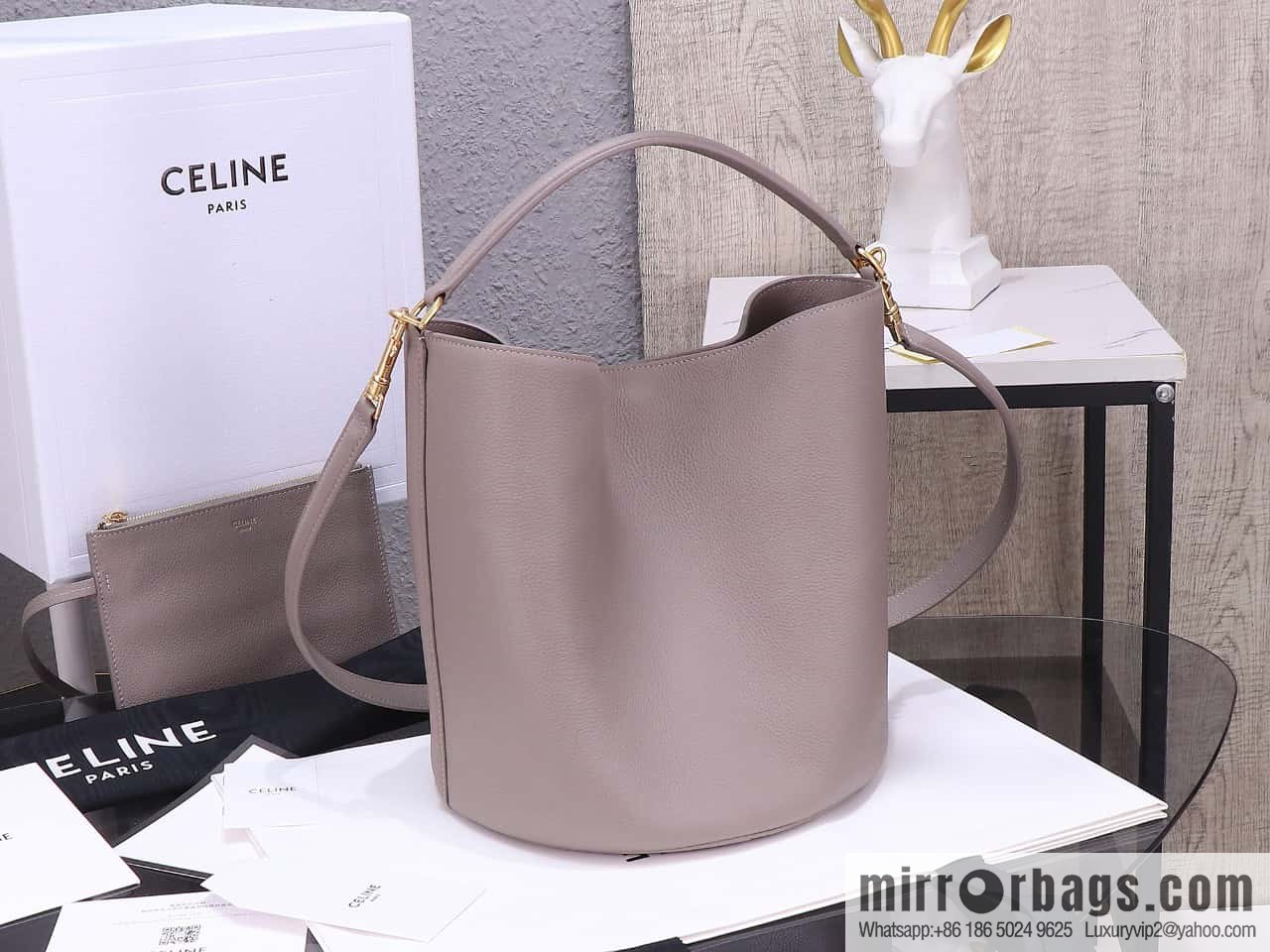 [Premium quality, all steel hardware] CELINE Bucket 16 calfskin bucket bag No.: 195573