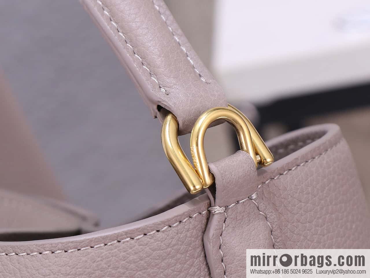 [Premium quality, all steel hardware] CELINE Bucket 16 calfskin bucket bag No.: 195573