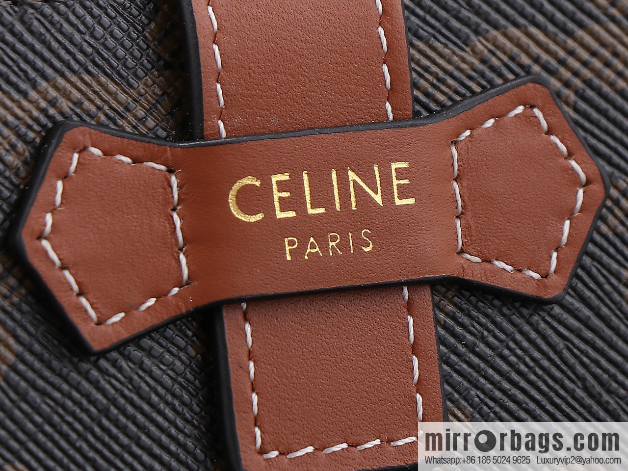 [Premium quality, all-steel hardware] [CELIEN · Celine] Small logo printed sheep leather (fabric) lace wallet TRIOMPHE number: 100262