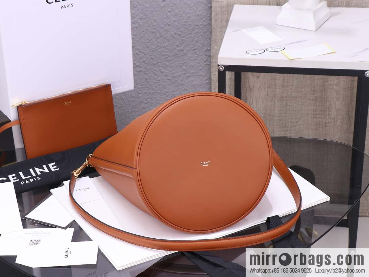 [Premium quality, all steel hardware] CELINE Bucket 16 calfskin bucket bag No.: 195573