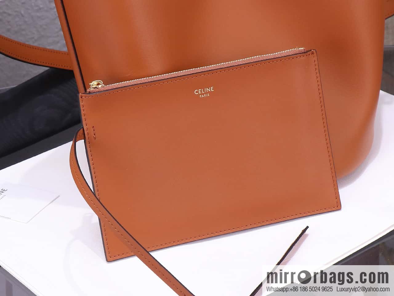 [Premium quality, all steel hardware] CELINE Bucket 16 calfskin bucket bag No.: 195573