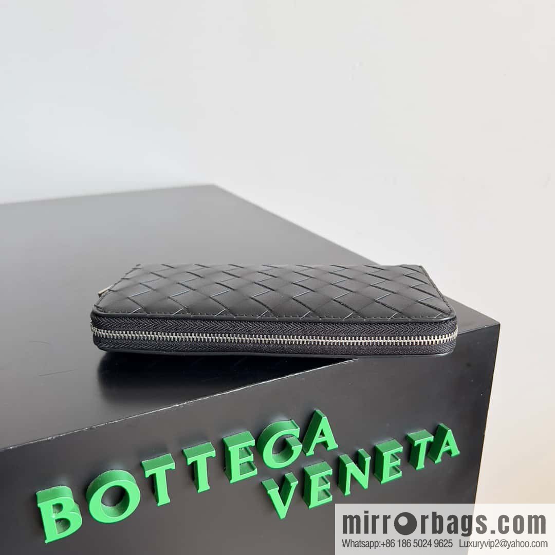 #Bv men's woven wallet model number: 593217 black