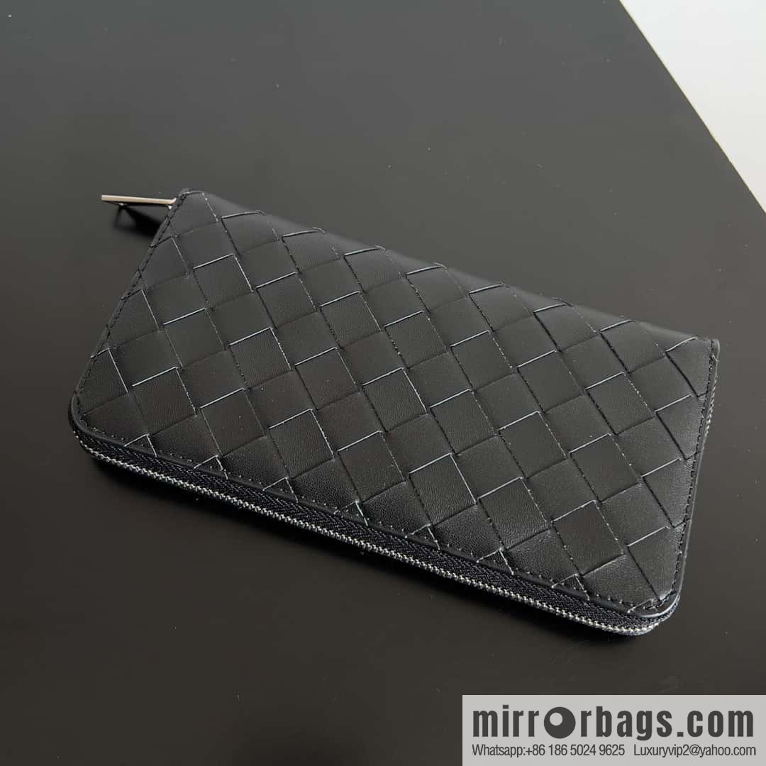#Bv men's woven wallet model number: 593217 black