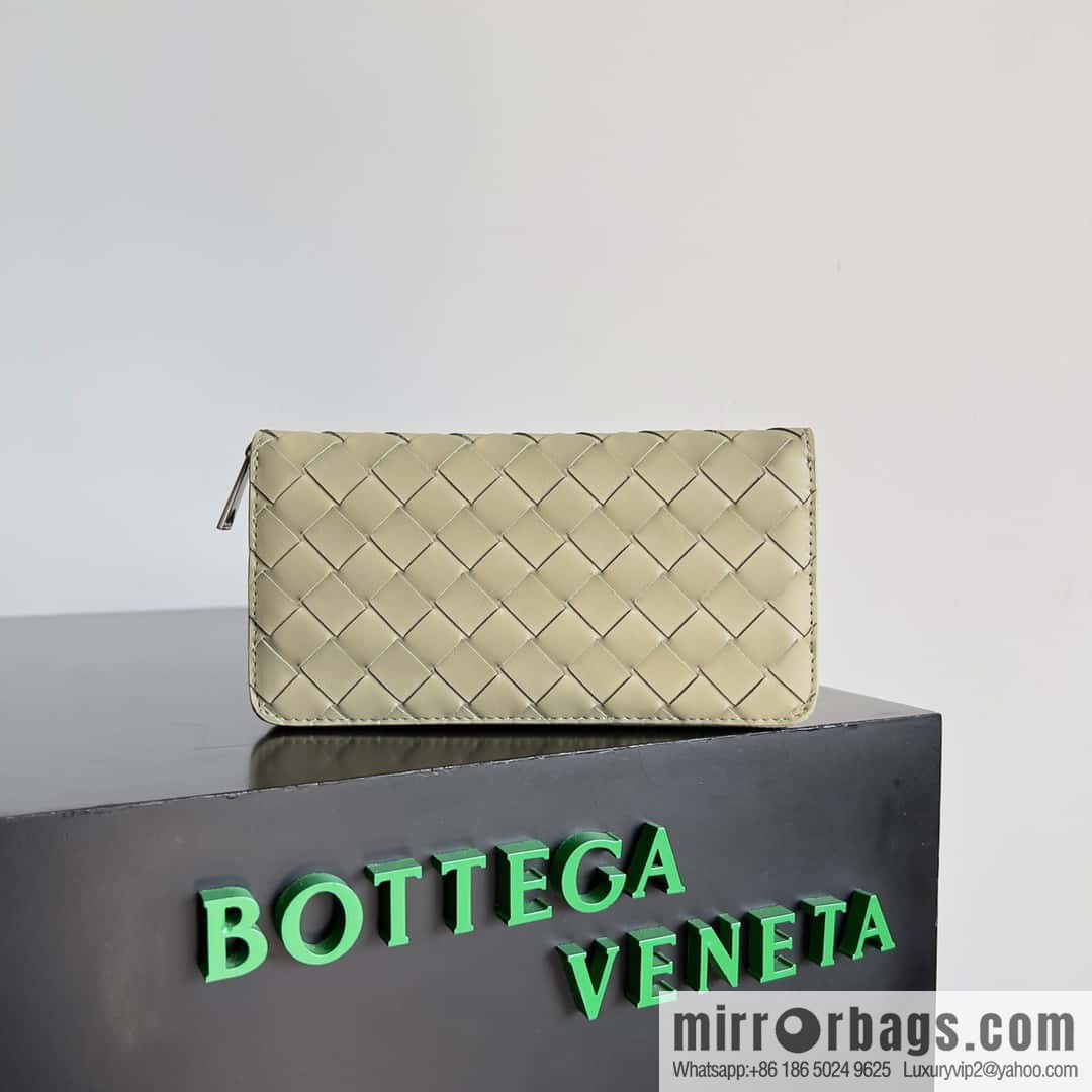 #Bv men's woven wallet model number: 593217 travertine green parrot green