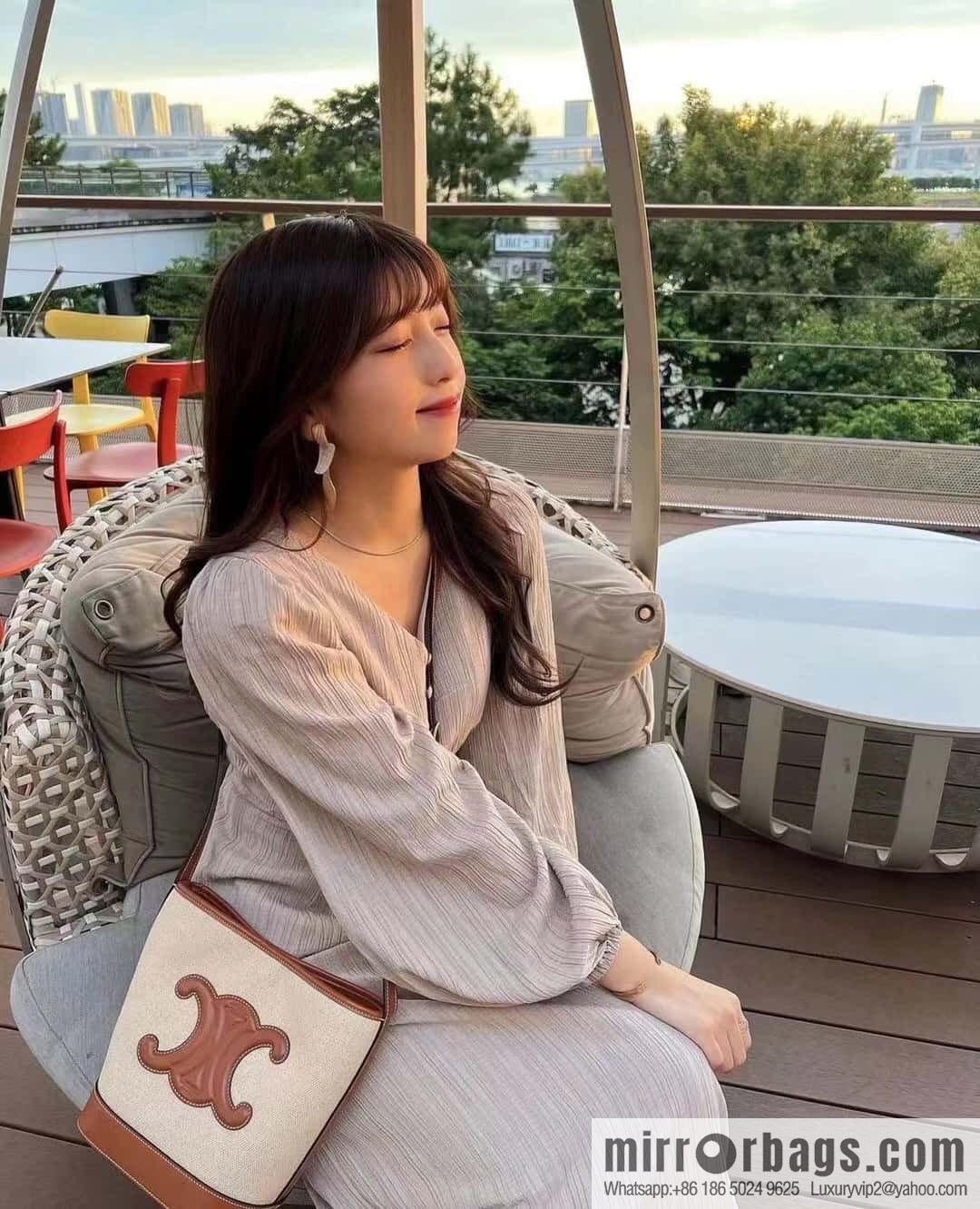 [Premium quality, all-steel hardware] 23s new product | CELINE CUIR TRIOMPHE small striped fabric leather bucket bag 23s new fabric series, number: 198243DU3.04LU