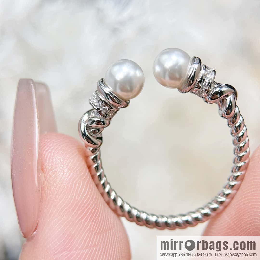 ❗️New ❗️ ☀ Tiffany & Co. Tiffany Twist Pearl Opening Ring ☀️