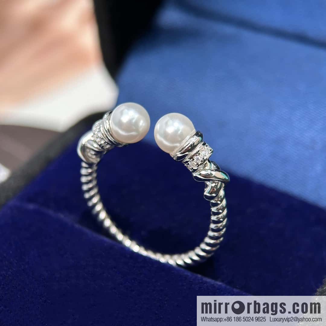 ❗️New ❗️ ☀ Tiffany & Co. Tiffany Twist Pearl Opening Ring ☀️