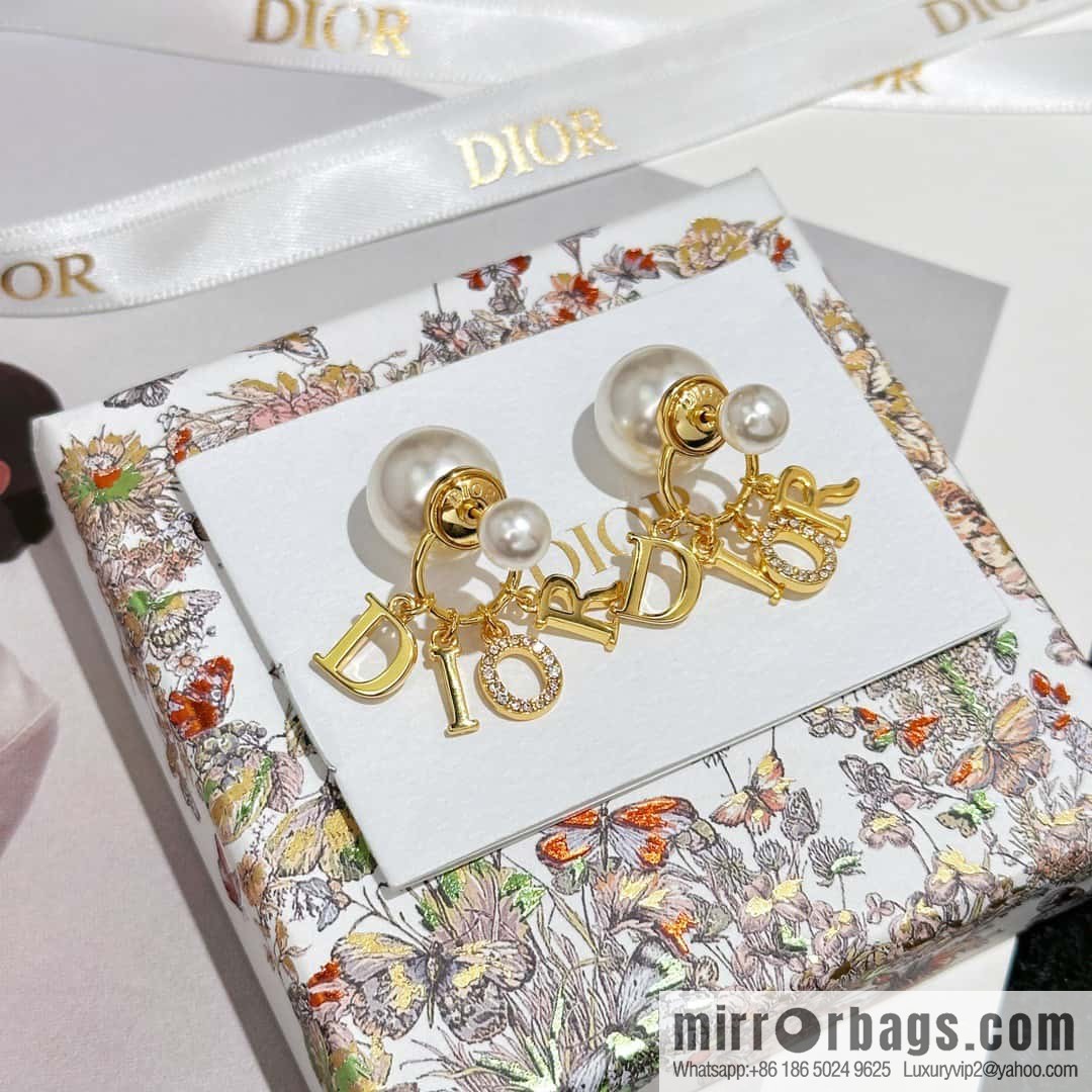 New ☑️ DIOR tassel letter size pearl earrings stud earrings