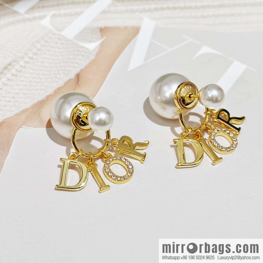 New ☑️ DIOR tassel letter size pearl earrings stud earrings