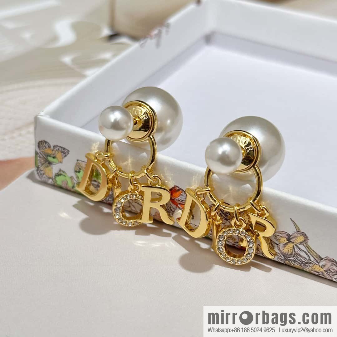 New ☑️ DIOR tassel letter size pearl earrings stud earrings