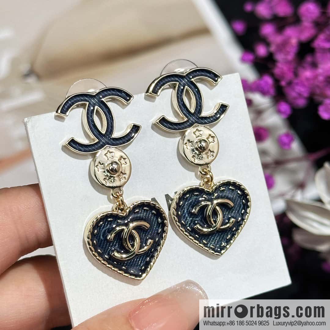 ❗️New ❗️☀️ new ☑️ chanel c3 double c denim peach heart love stud earrings ☀️