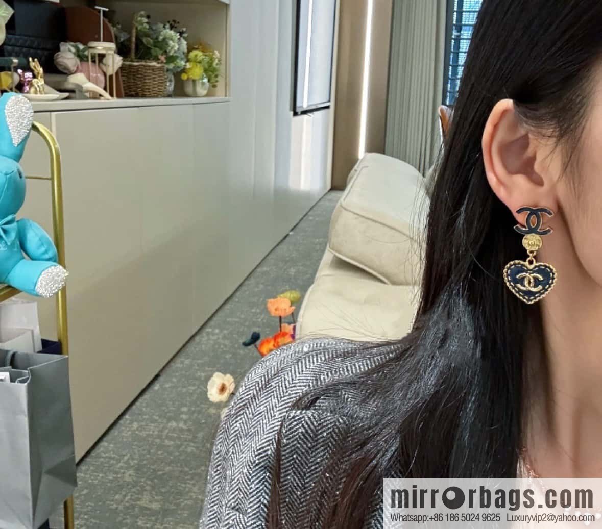 ❗️New ❗️☀️ new ☑️ chanel c3 double c denim peach heart love stud earrings ☀️