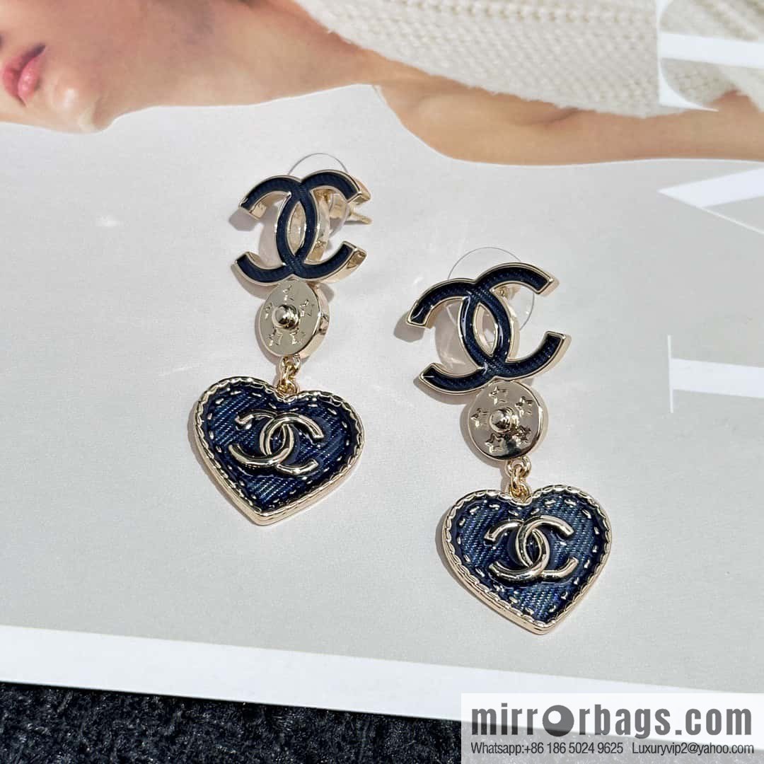 ❗️New ❗️☀️ new ☑️ chanel c3 double c denim peach heart love stud earrings ☀️