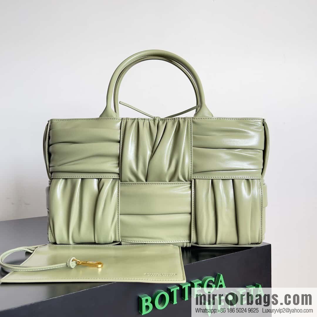 BV 2023 New 30cm Mini Arco pleated tote bag Tote bag, model 729043 Travertine green