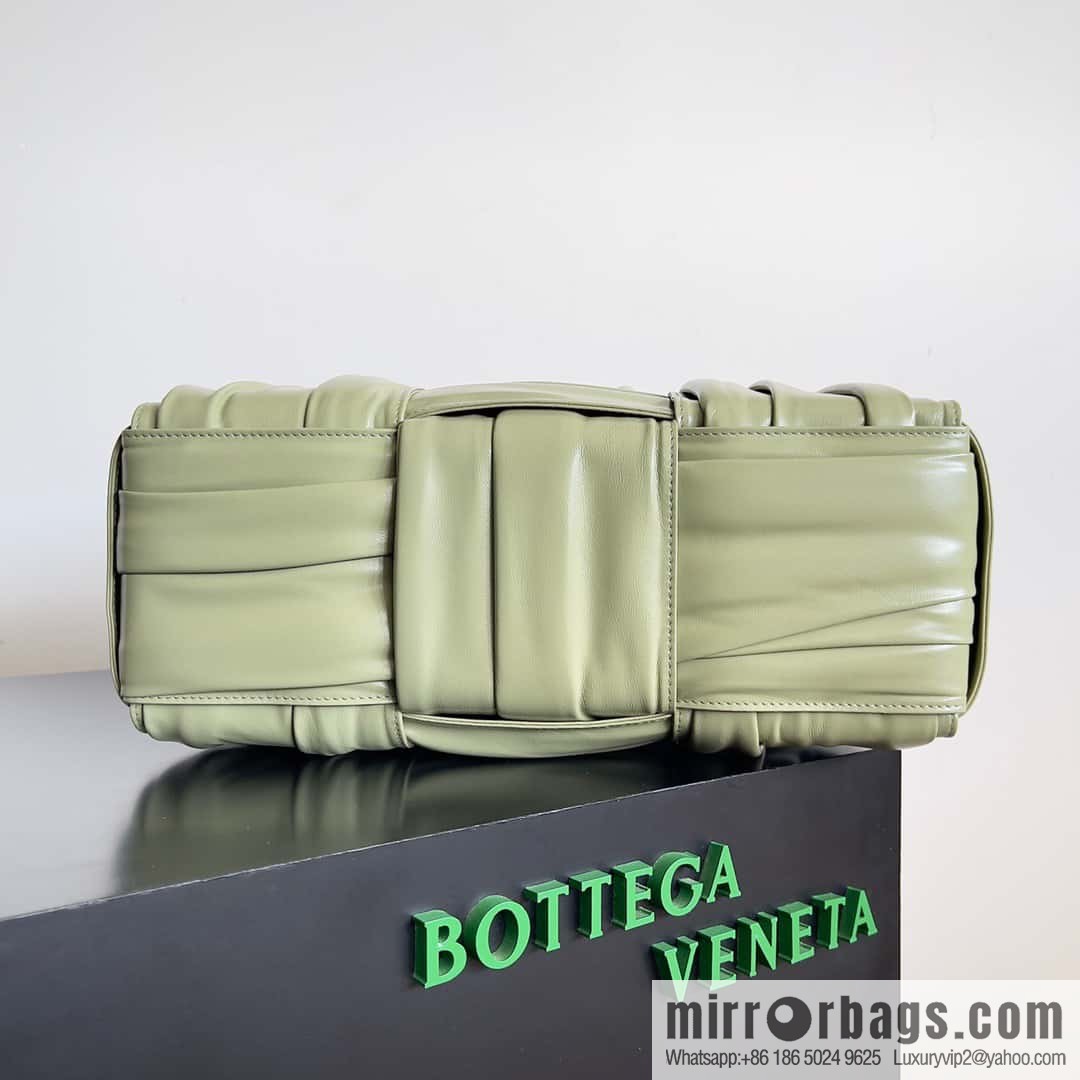 BV 2023 New 30cm Mini Arco pleated tote bag Tote bag, model 729043 Travertine green