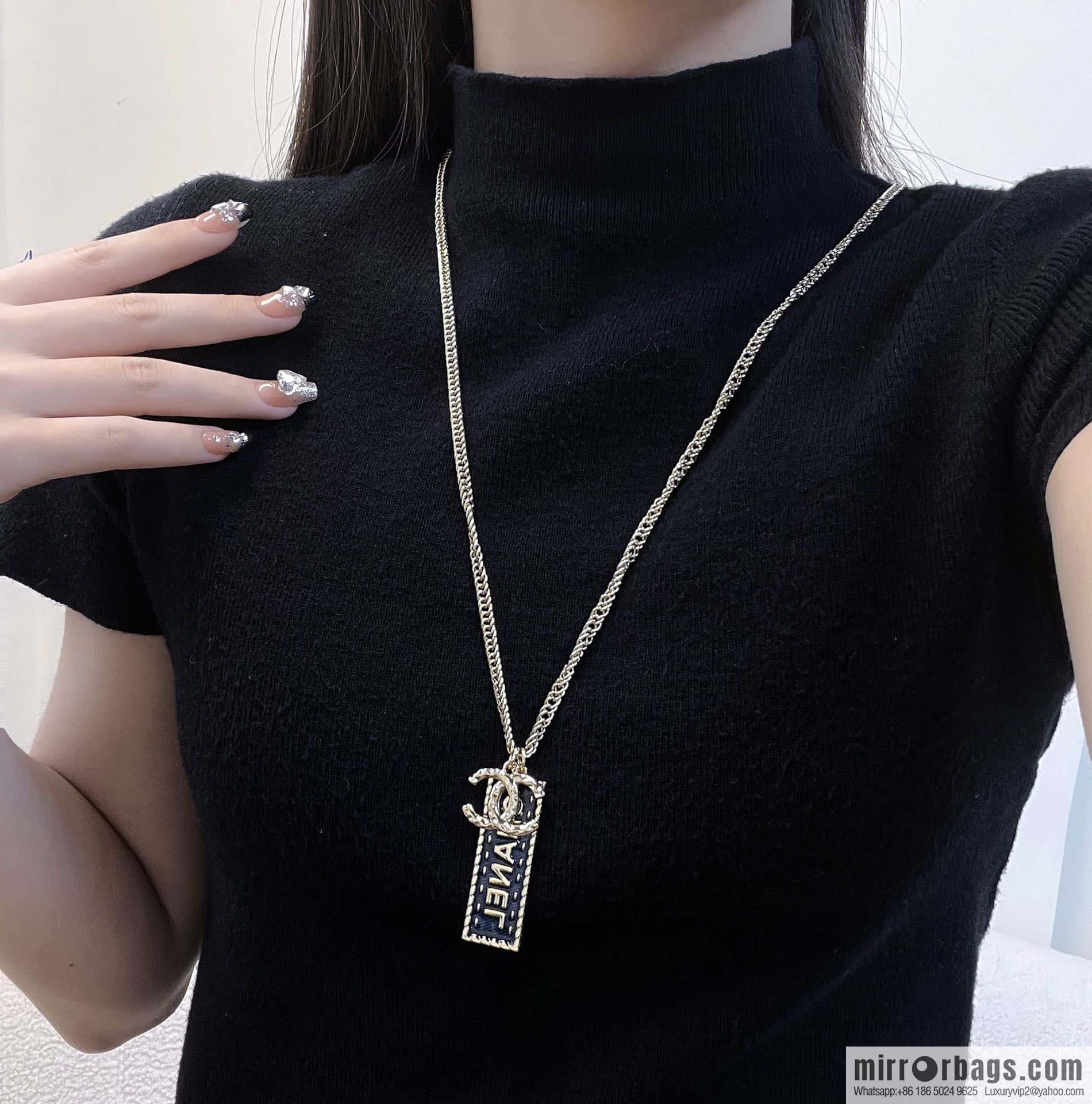 ❗️New ❗️ Chanel necklace ☀️ new ☑️ Chanel double c denim brand long necklace ☀️