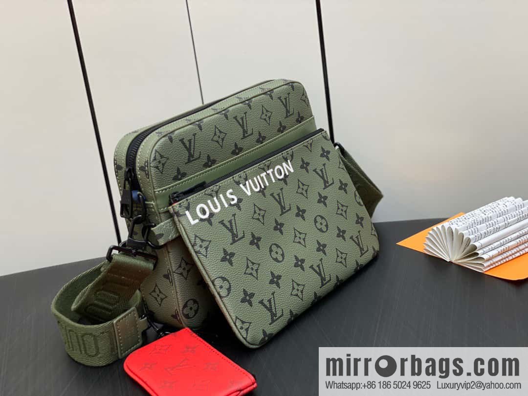 M23783 autumn and winter new TRIO messenger bag