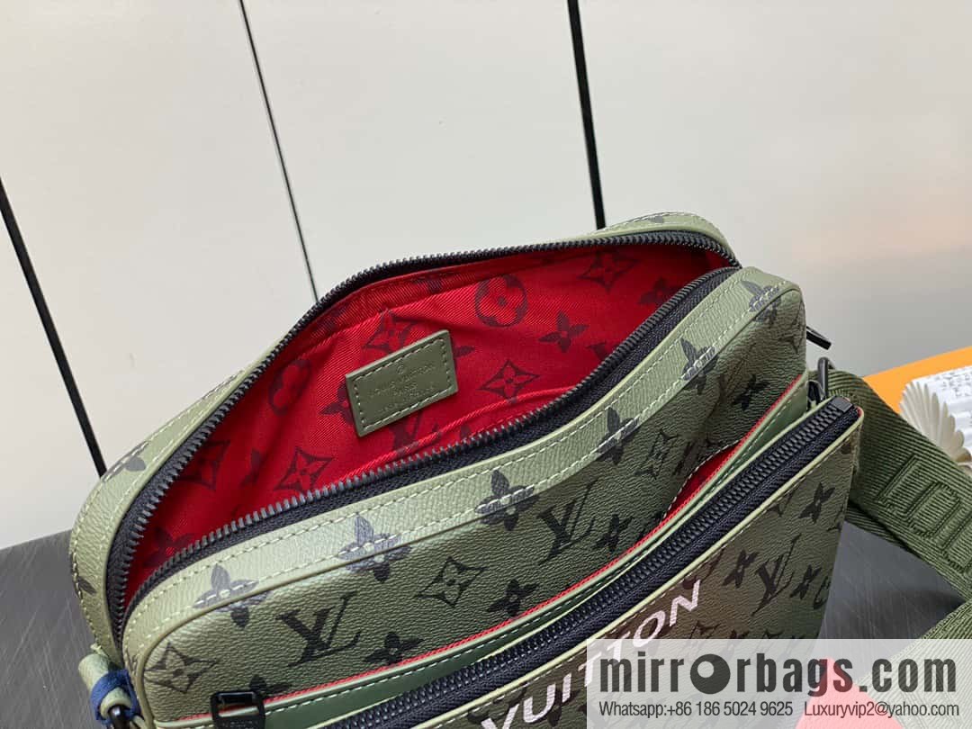 M23783 autumn and winter new TRIO messenger bag