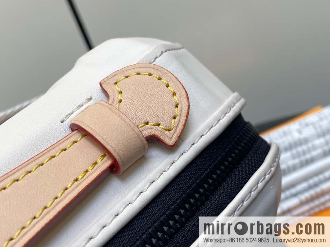 [Boutique‑grade] M21950 beige, men's bag box bag box series FUTURE TRUNK handbag