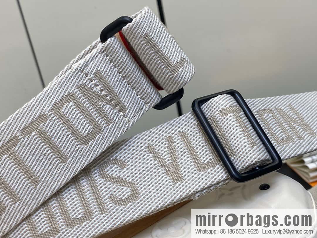 [Boutique‑grade] M21950 beige, men's bag box bag box series FUTURE TRUNK handbag