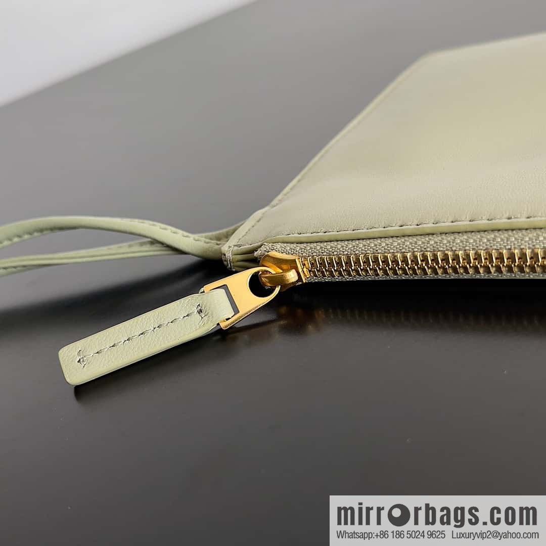 B new Cabat medium shopping bag model number: 608810 travertine green