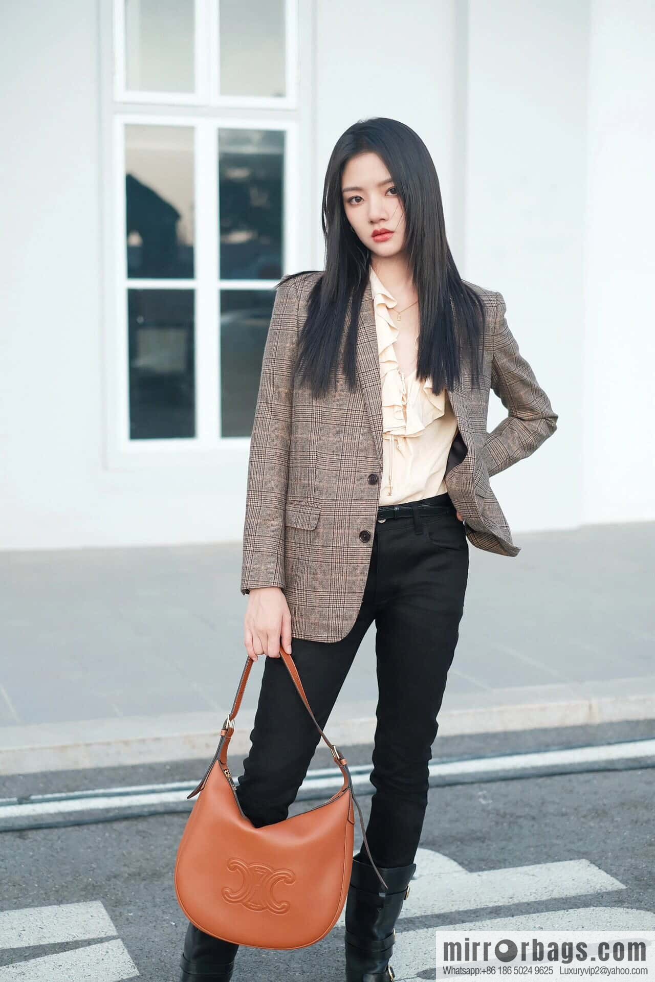 [Premium quality, all-steel hardware] CELINE HELOISE handbag, new, calfskin HÉLOSE armpit bag, ID: 114713