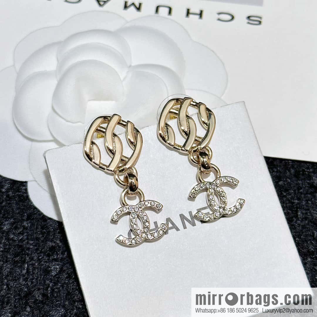 ❗️New ❗️☀️ New ☑️ Chanel c2 double c gold stud earrings ☀️