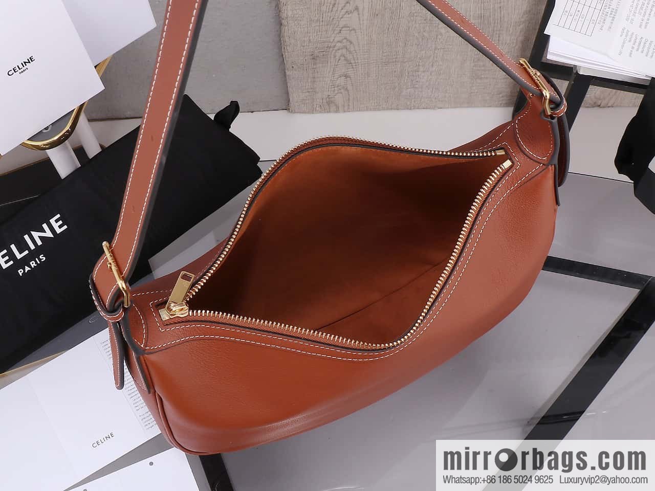 [Premium quality, all-steel hardware] CELINE HELOISE handbag, new, calfskin HÉLOSE armpit bag, ID: 114713