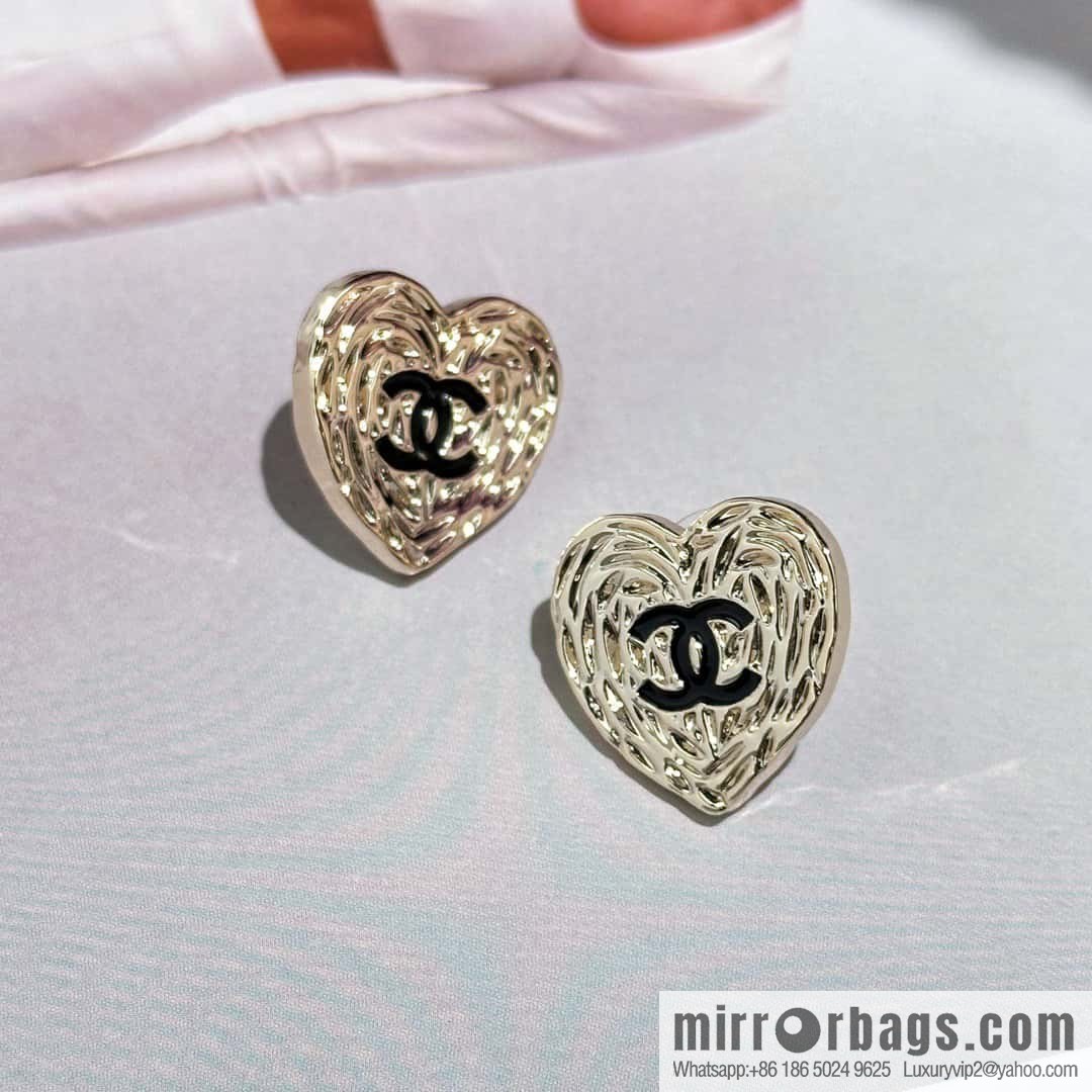❗️New ❗️☀️ new ☑️ chanel c1 double c gold peach heart love stud earrings ☀️