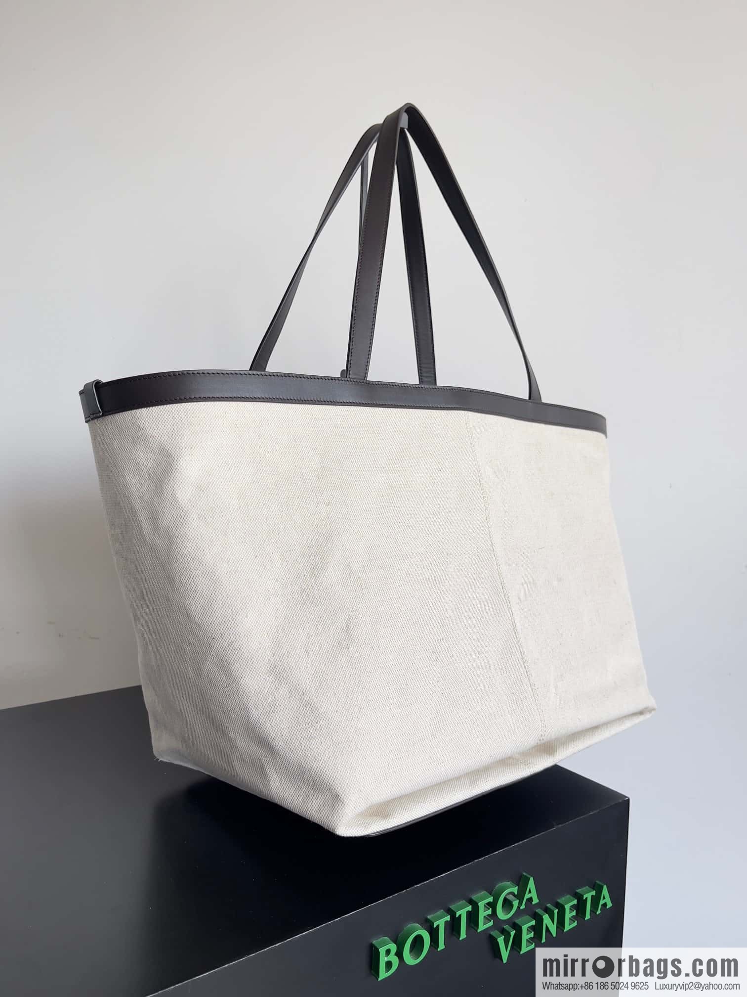 BV new structural Flip Flap tote handbag, model number: 754915 large.