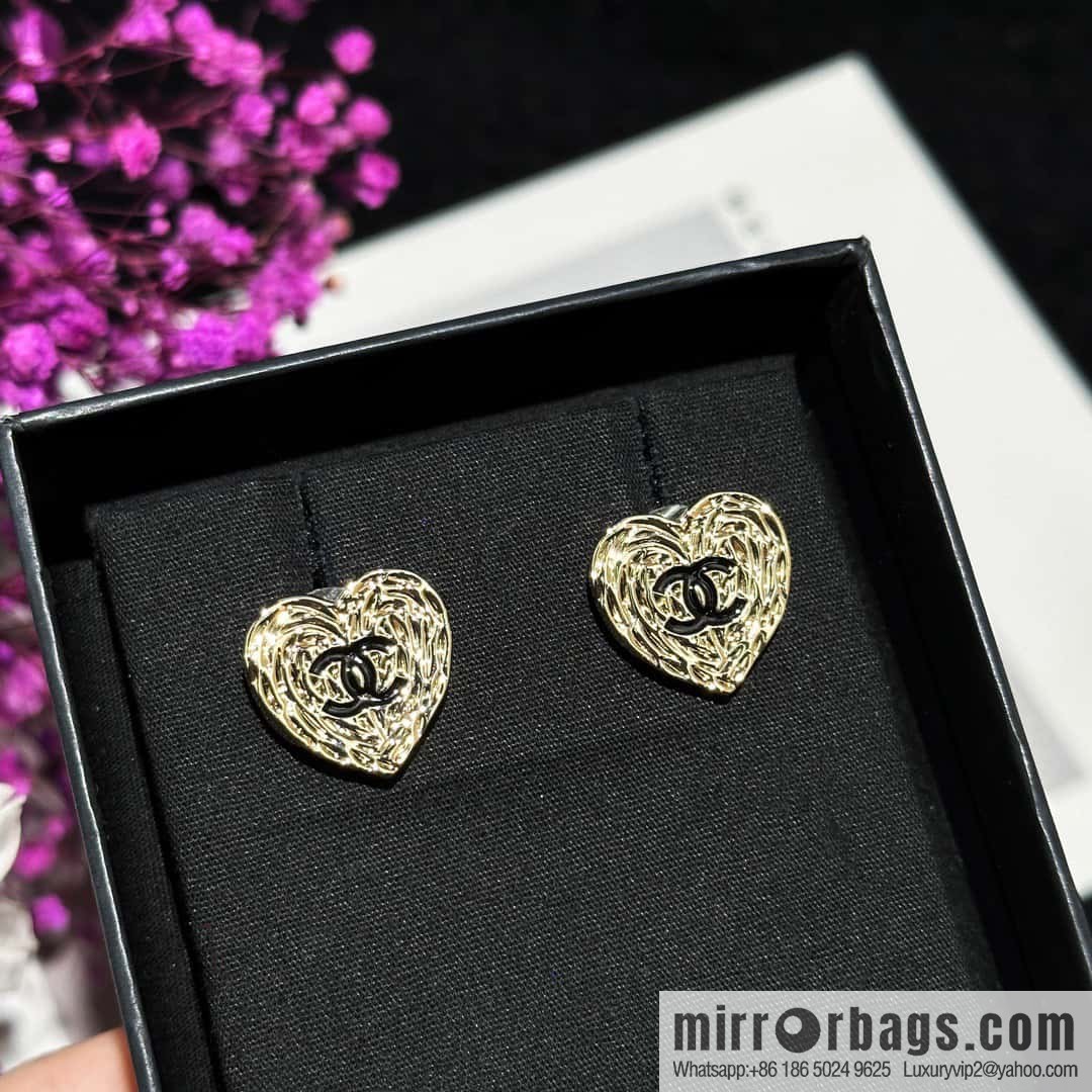 ❗️New ❗️☀️ new ☑️ chanel c1 double c gold peach heart love stud earrings ☀️