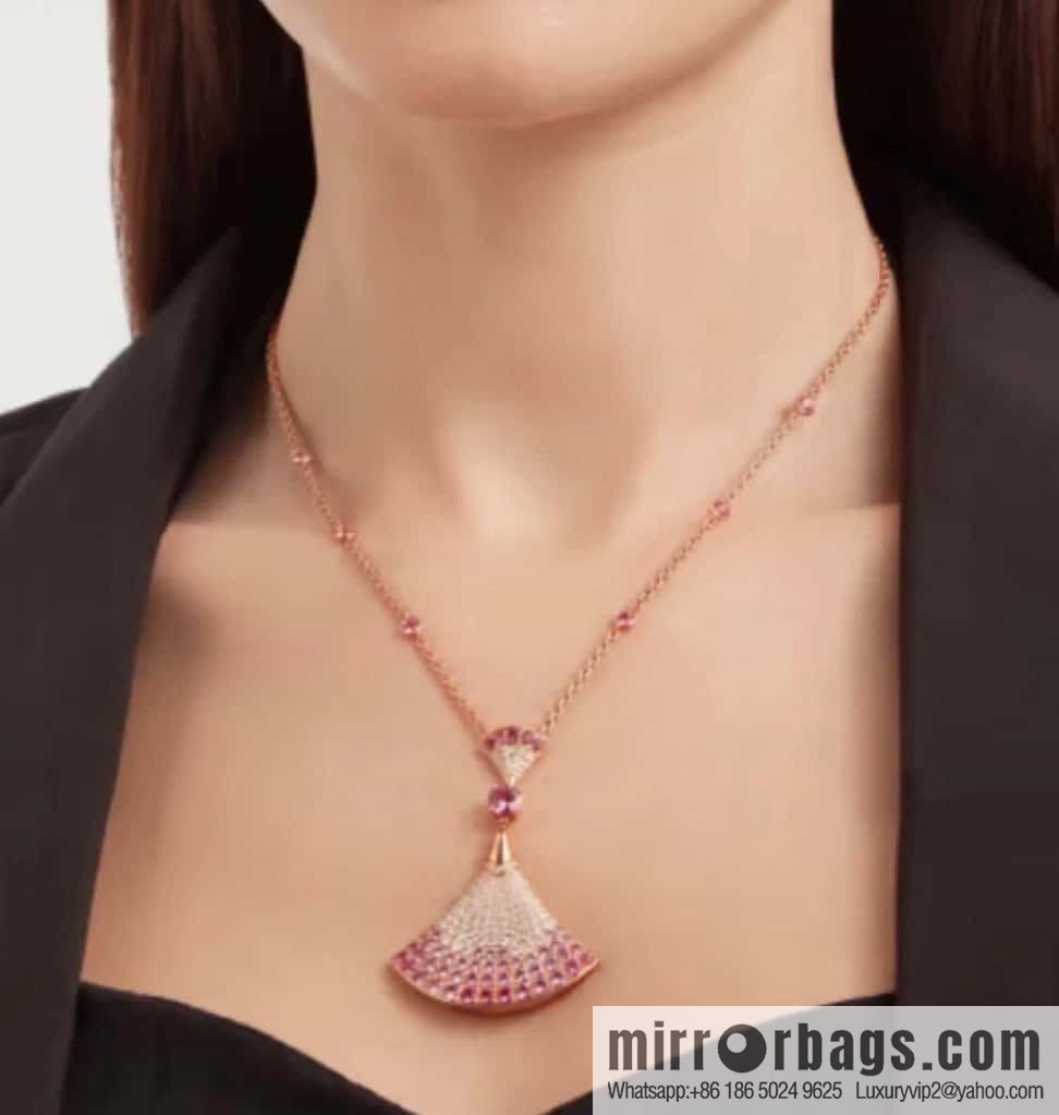 ❗️New ❗️ ☀ BVLGARI DIVAS'DREAM gradual change powder gradual change blue diamond fan necklace  ☀️