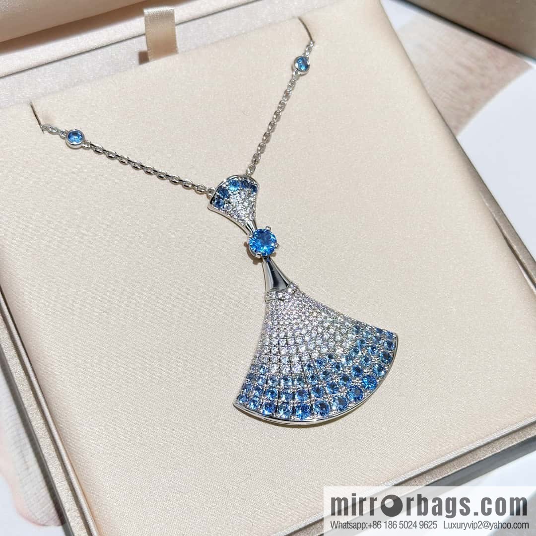 ❗️New ❗️ ☀ BVLGARI DIVAS'DREAM gradual change powder gradual change blue diamond fan necklace  ☀️