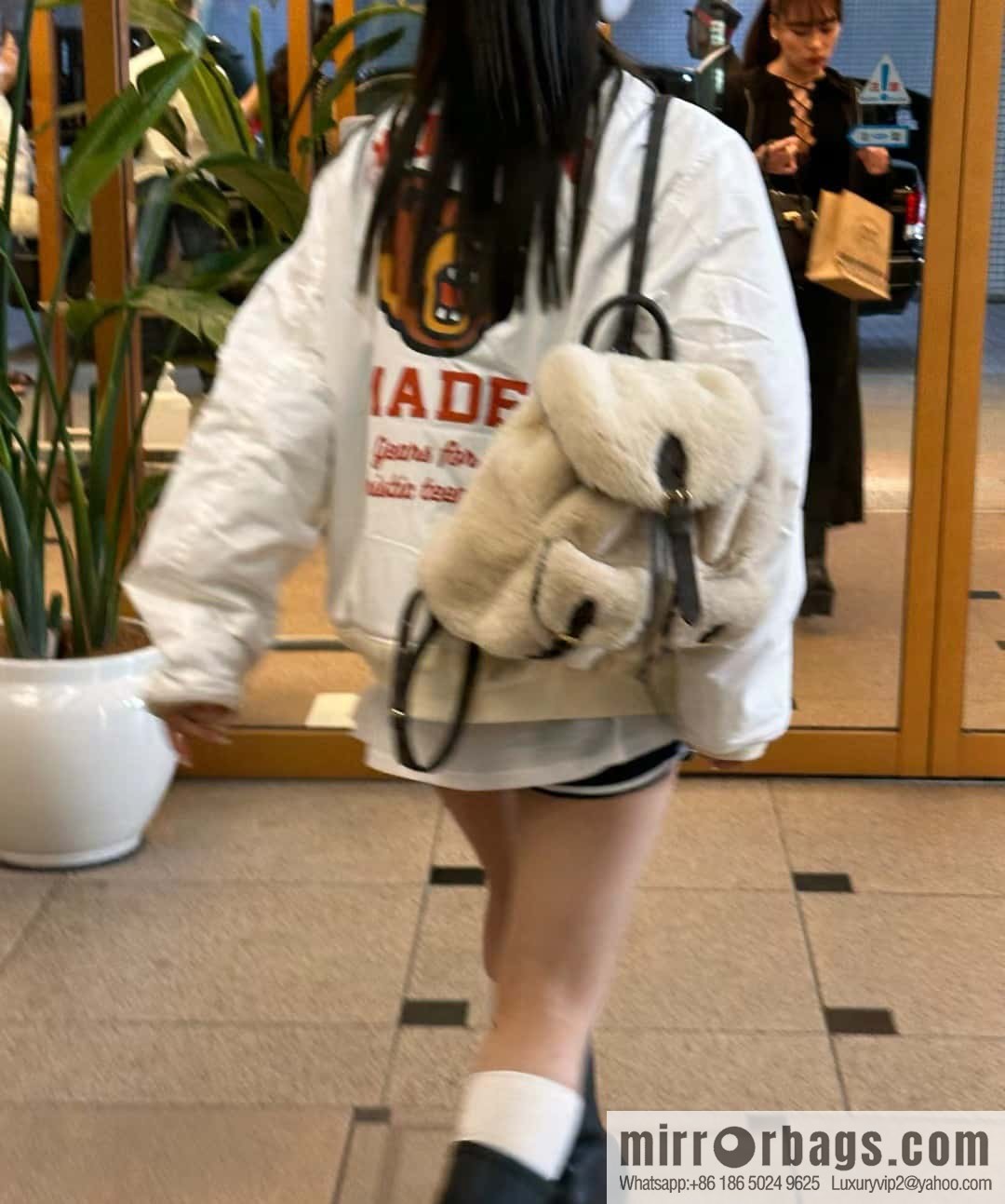 [Original order boutique] M23384 meters white, lamb wool backpack series Backpack backpack