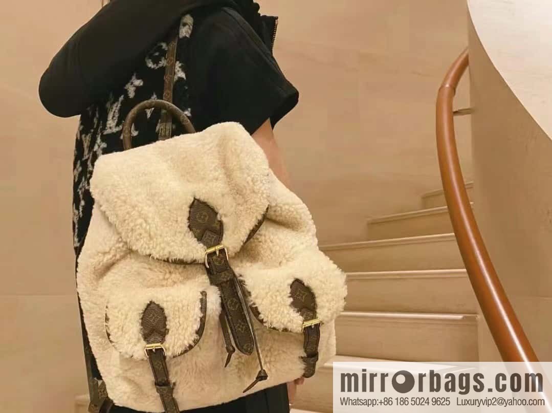 [Original order boutique] M23384 meters white, lamb wool backpack series Backpack backpack