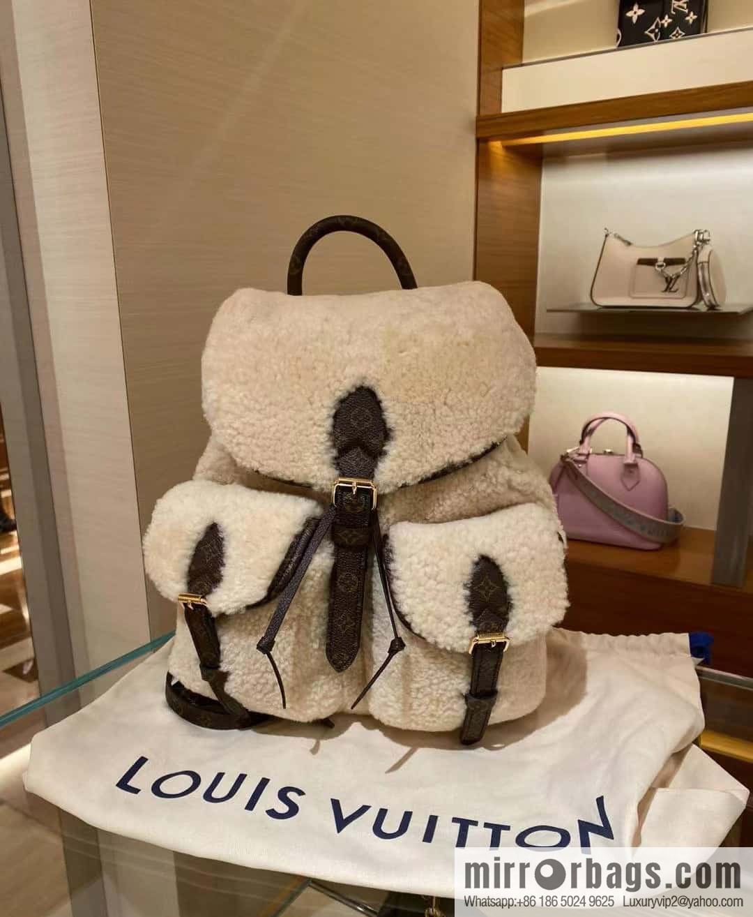 [Original order boutique] M23384 meters white, lamb wool backpack series Backpack backpack