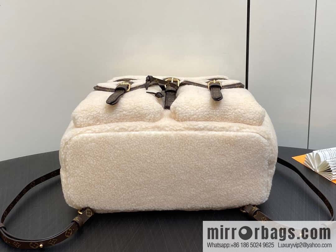 [Original order boutique] M23384 meters white, lamb wool backpack series Backpack backpack