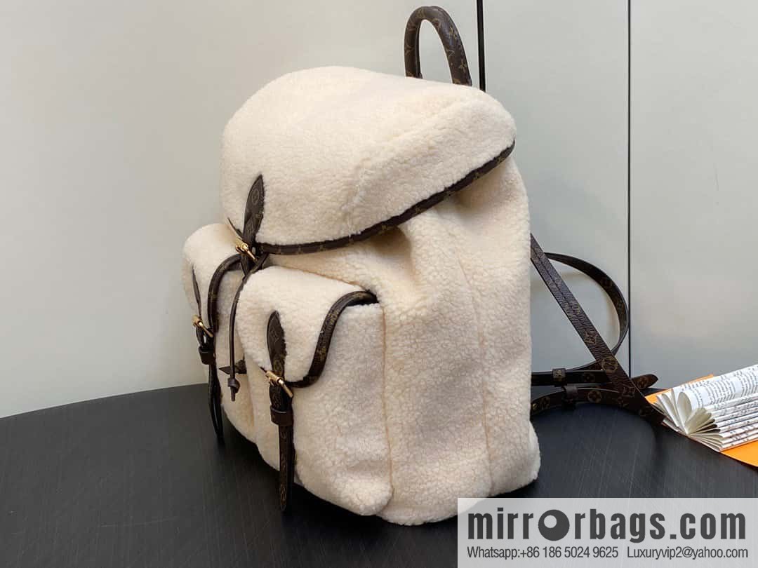 [Original order boutique] M23384 meters white, lamb wool backpack series Backpack backpack