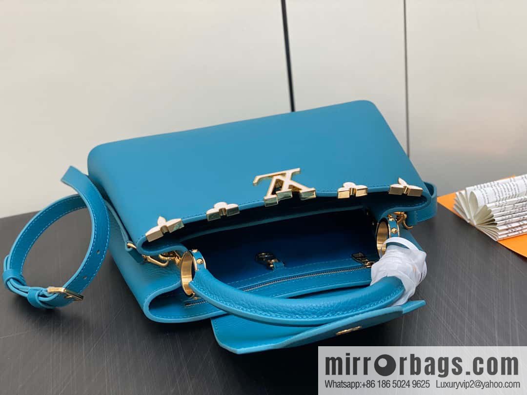 [Original order boutique] M23766 blue flower crown, full leather cap, that English series Capucines medium handbag
