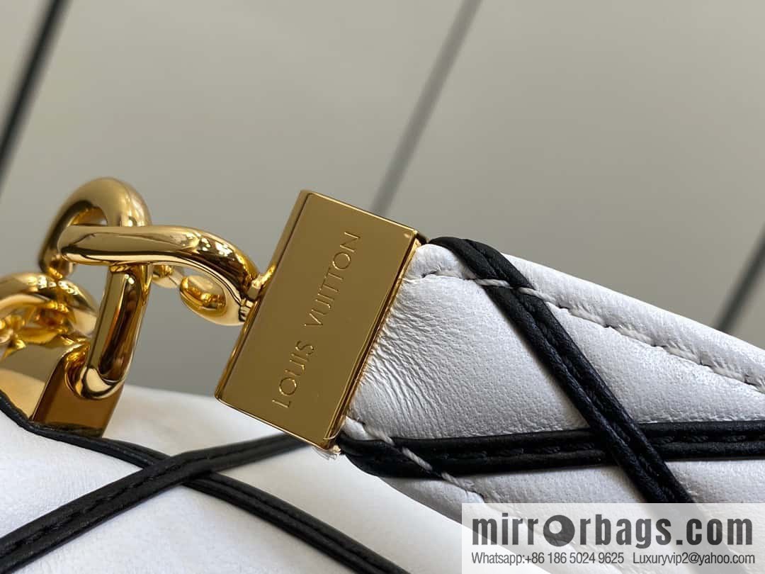 [Original order boutique] M22890 white, full leather rhombus chain bag series GO-14 Teist medium handbag M22891
